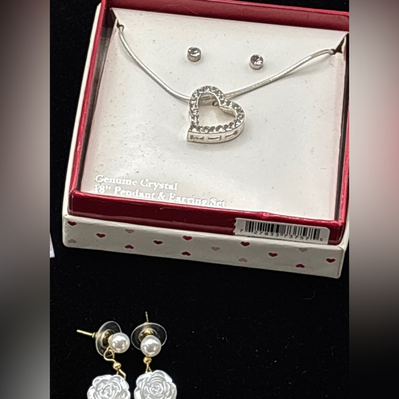 Fashion Dangle Gold-Tone Earrings Bundle - Picture 4 of 7